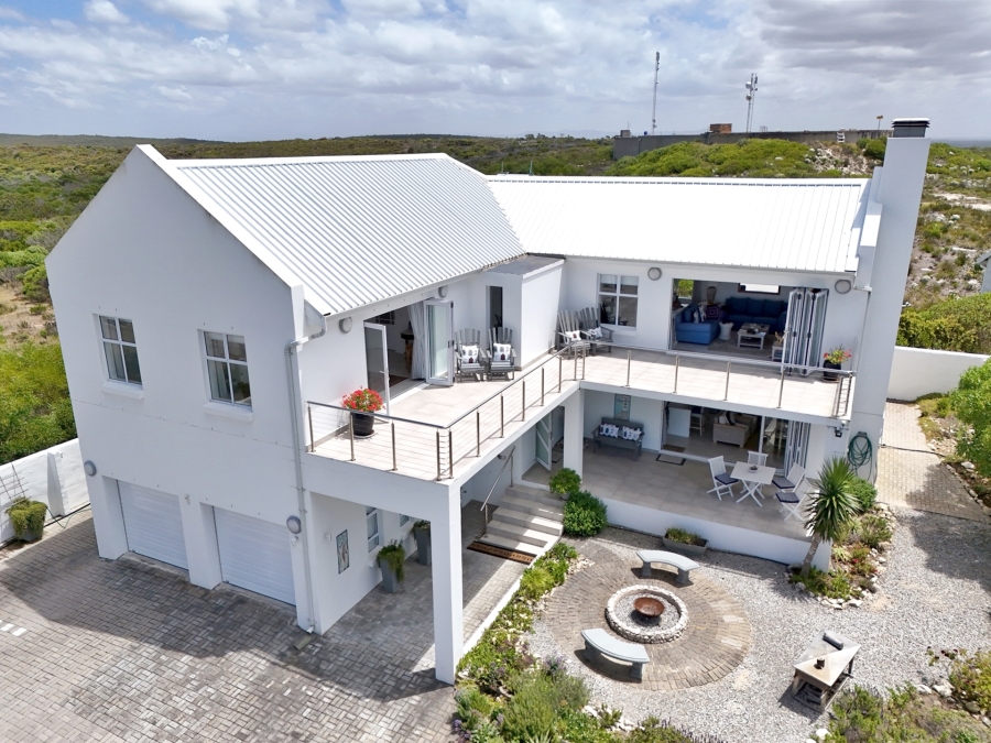4 Bedroom Property for Sale in Oceanview Heights Western Cape